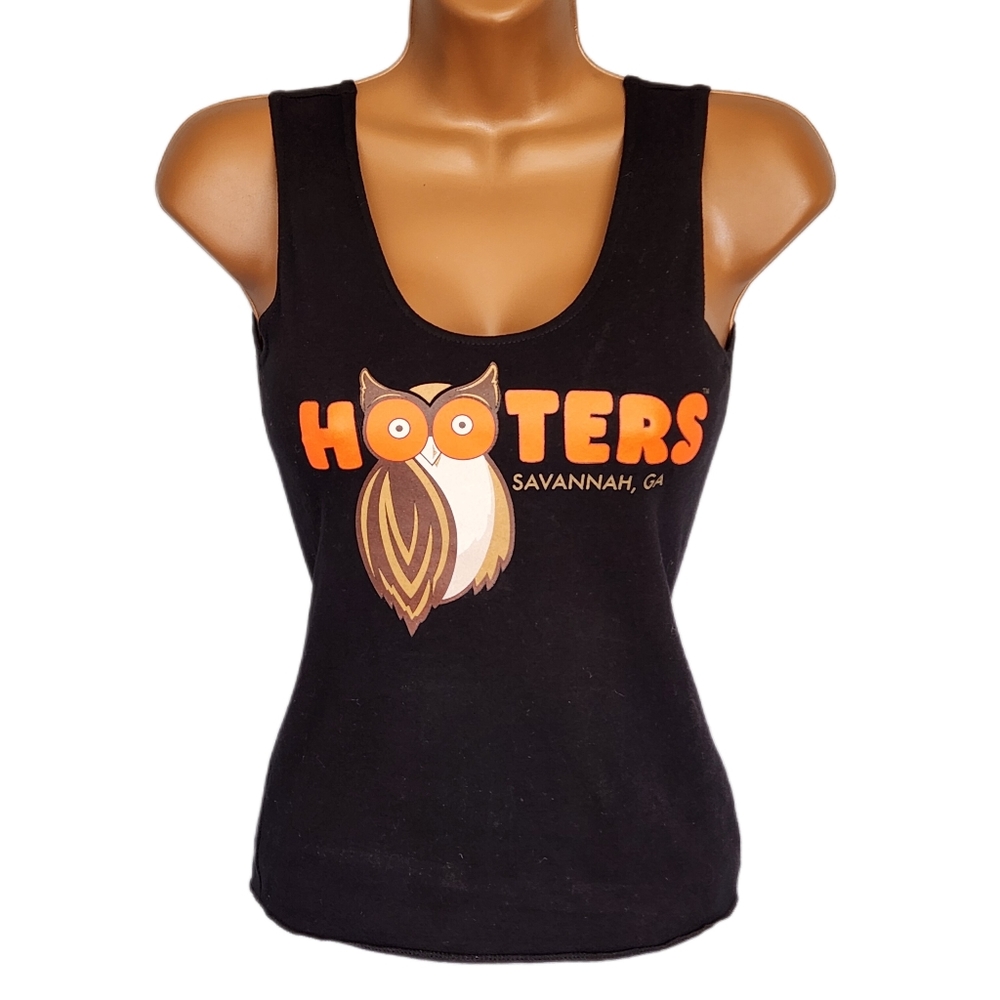 NWOT Black Hooters Savannah, GA Tank Top (Small)